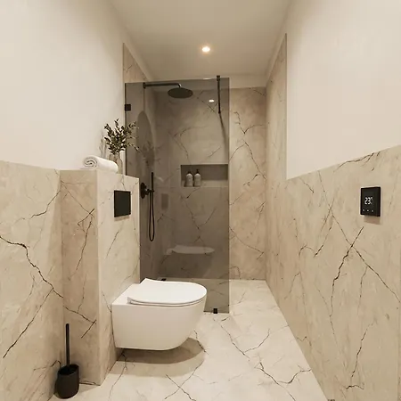 Villa Just Be Light By Trawelltopia - Pool, Wifi